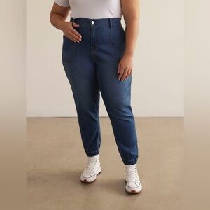 Pennington’s Medium Wash Knit-Like Denim Jogger, 1948 Fit - d/C JEANS Size 3x